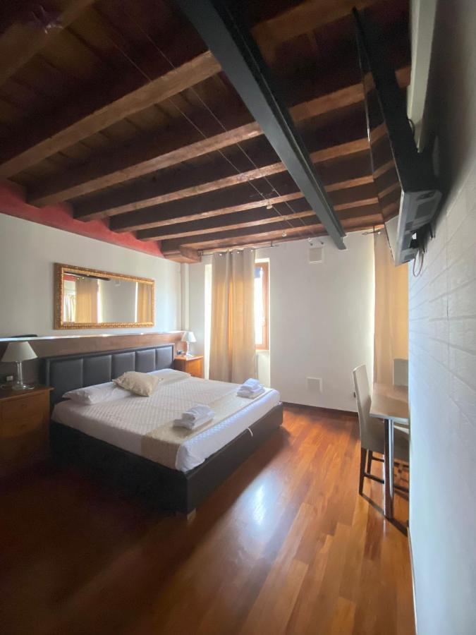 Апартаменты Roma Loft Верона Экстерьер фото